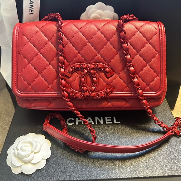 CC Filigree Leather Handbag, burgundy color. - Picture 11 of 15